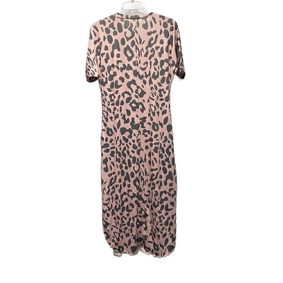 Taupe Oversized Maxi Dress With Grey Leopard Print With Pockets - Picture 2 of 6